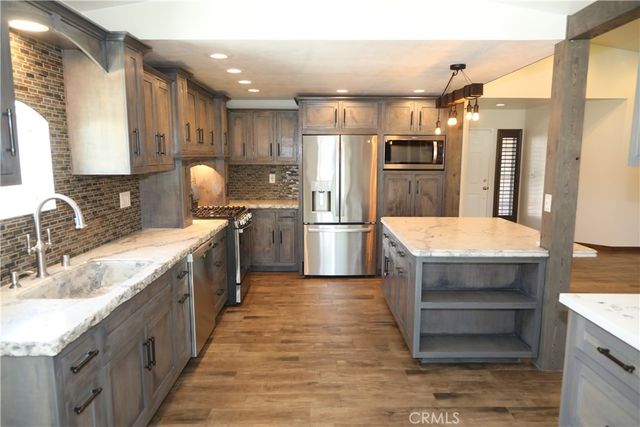 1724 High Vista, Palmdale, CA 93550