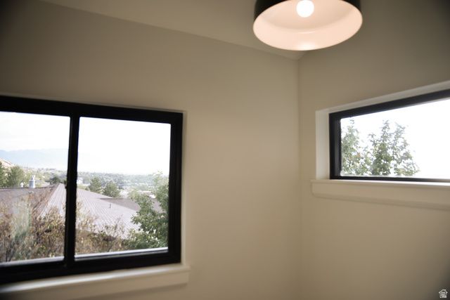 1040 N OAKMONT LN, Provo, UT 84604