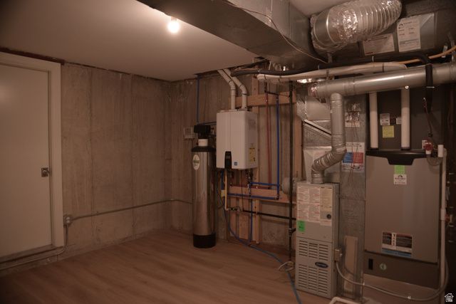 1040 N OAKMONT LN, Provo, UT 84604