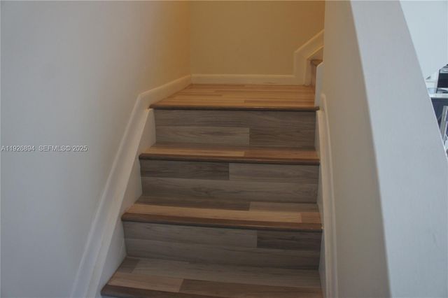 14574 SW 94th Ln, Miami, FL 33186