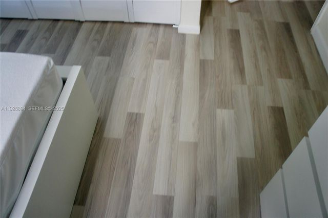 14574 SW 94th Ln, Miami, FL 33186