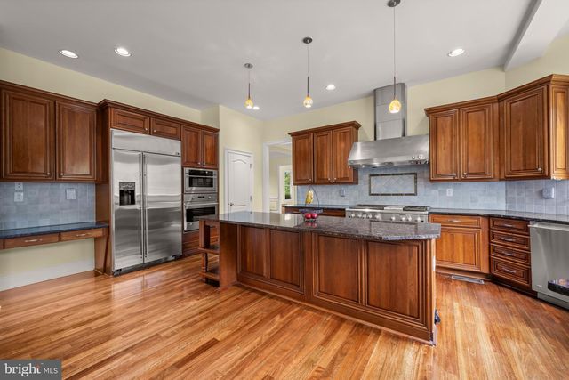11526 FOX RIVER DR, Ellicott City, MD 21042