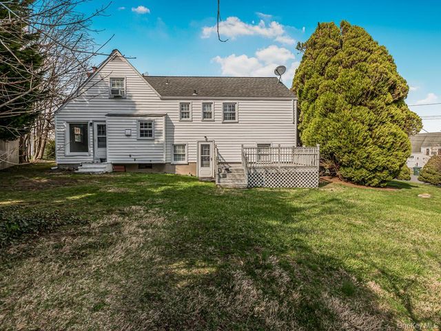 42 Tower Hill Drive, Port Chester, NY 10573