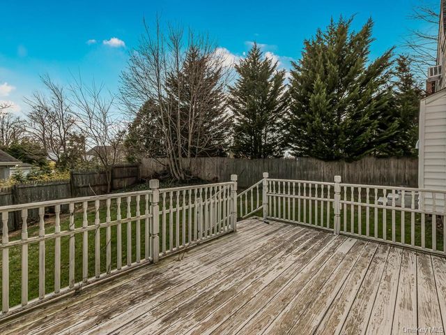 42 Tower Hill Drive, Port Chester, NY 10573