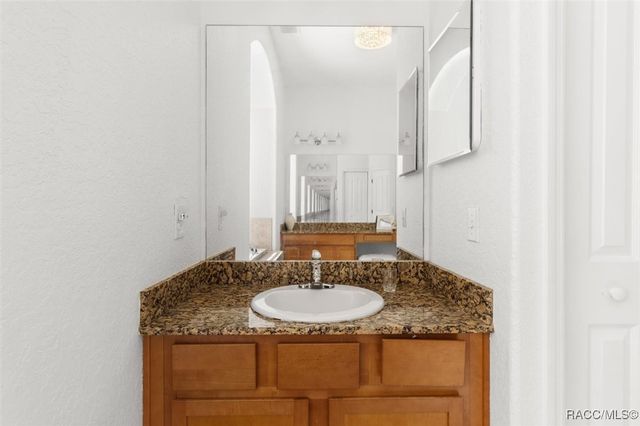 12 Colubrina Court, Homosassa, FL 34446