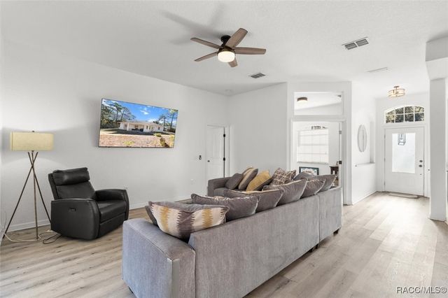 12 Colubrina Court, Homosassa, FL 34446