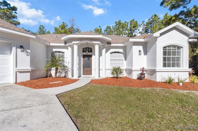 12 Colubrina Court, Homosassa, FL 34446