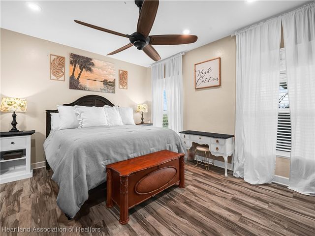 2910 Fairway Lane, Bowling Green, FL 33834