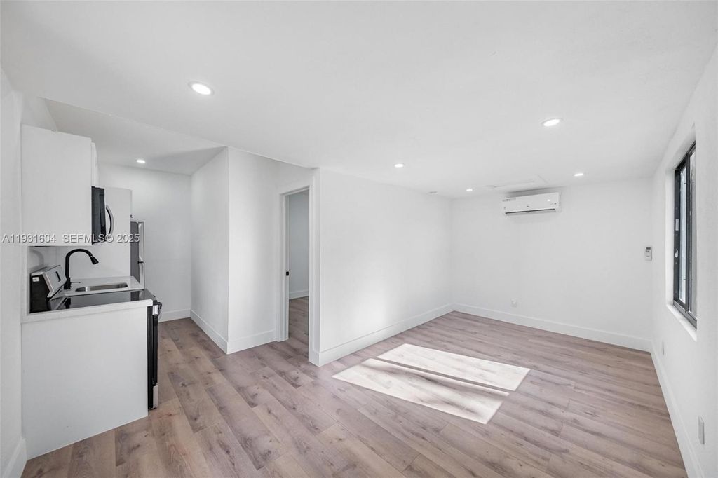 Image 30 of property listing at 6911 NW 4th Ct, Miami, FL 33150