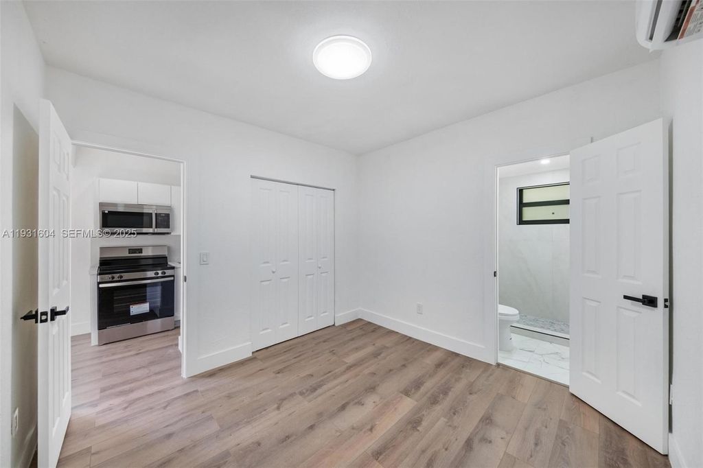 Image 34 of property listing at 6911 NW 4th Ct, Miami, FL 33150