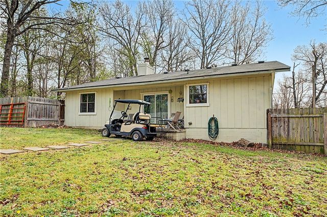 3 Bressay Circle, Bella Vista, AR 72715