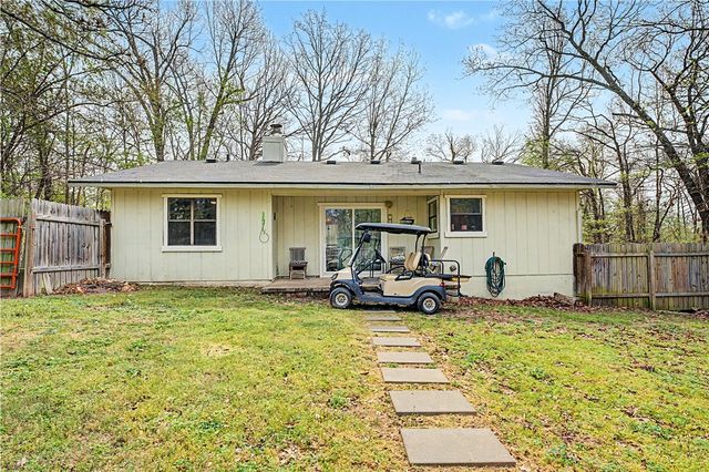 3 Bressay Circle, Bella Vista, AR 72715