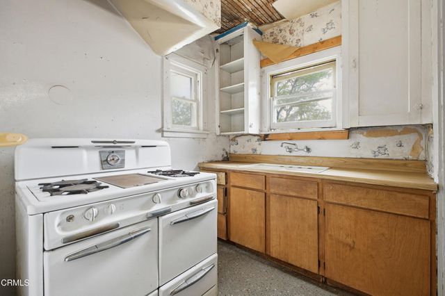 1039 Grevelia Street, South Pasadena, CA 91030