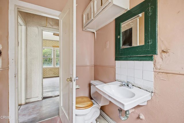 1039 Grevelia Street, South Pasadena, CA 91030
