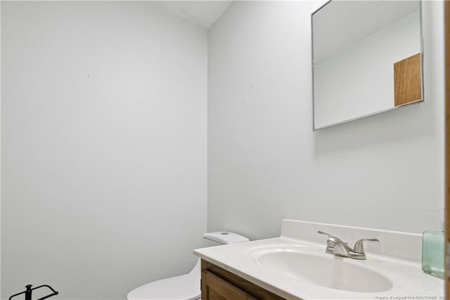 95 S Hillside Drive, Spring Lake, NC 28390