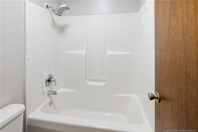 95 S Hillside Drive, Spring Lake, NC 28390