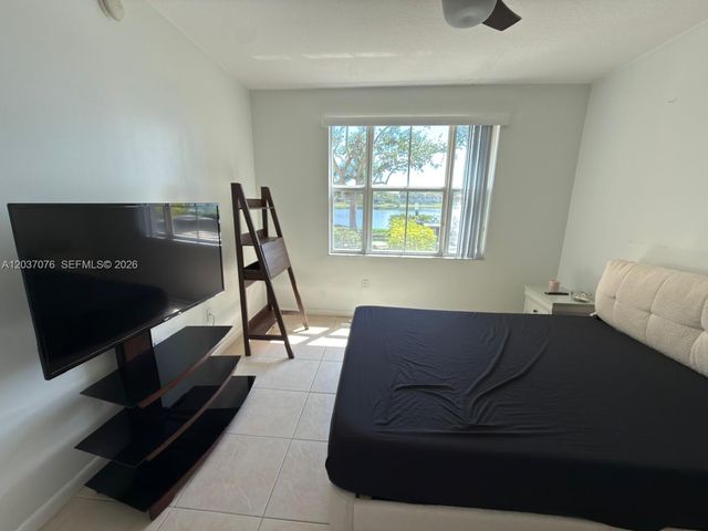 4508 SW 160th Avenue 716, Miramar, FL 33027