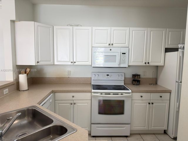 4508 SW 160th Avenue 716, Miramar, FL 33027