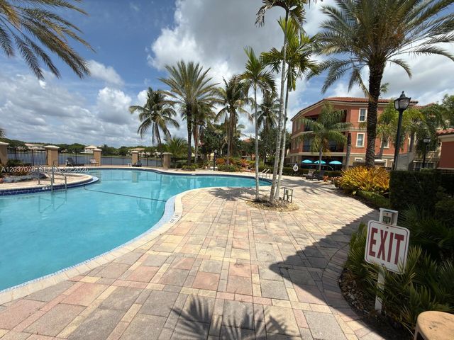 4508 SW 160th Avenue 716, Miramar, FL 33027