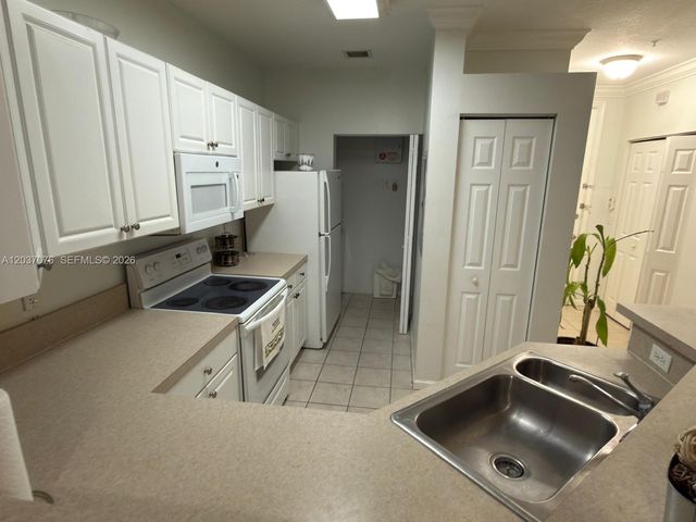 4508 SW 160th Avenue 716, Miramar, FL 33027