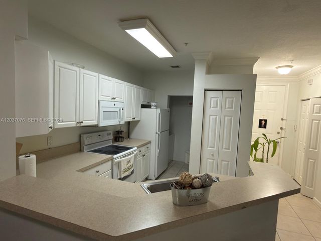 4508 SW 160th Avenue 716, Miramar, FL 33027