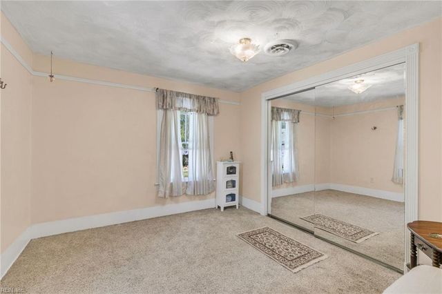 1610 Back Creek RD, Seaford, VA 23696
