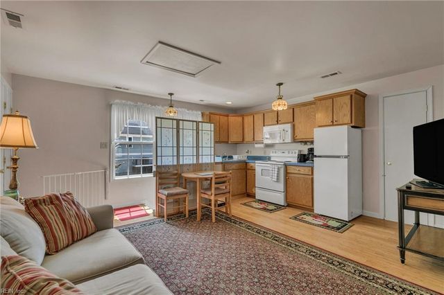 1610 Back Creek RD, Seaford, VA 23696