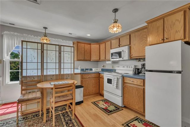 1610 Back Creek RD, Seaford, VA 23696