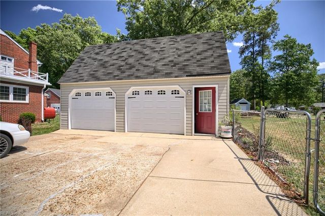 1610 Back Creek RD, Seaford, VA 23696