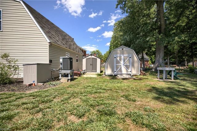 1610 Back Creek RD, Seaford, VA 23696