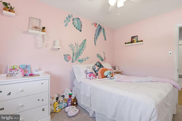 122 DOLLY LN, Chalfont, PA 18914