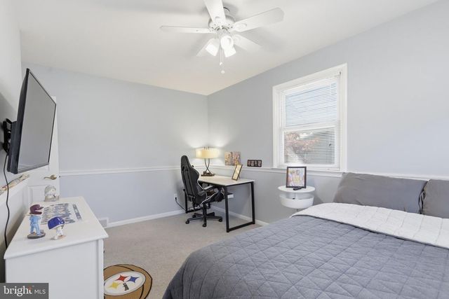 122 DOLLY LN, Chalfont, PA 18914
