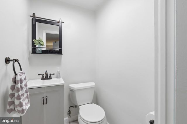 122 DOLLY LN, Chalfont, PA 18914