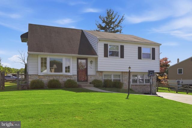 122 DOLLY LN, Chalfont, PA 18914