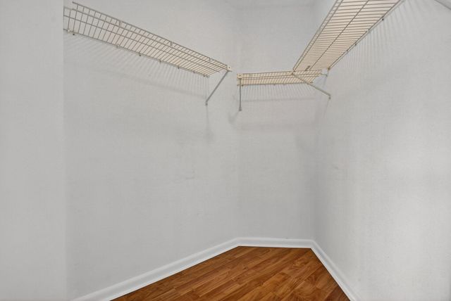 5040 Rose Hill Drive 206, Boynton Beach, FL 33437