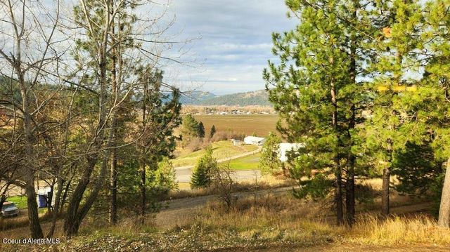 110 Highwood Dr, St. Maries, ID 83861