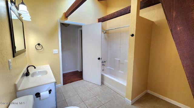 110 Highwood Dr, St. Maries, ID 83861