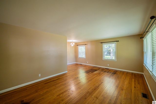 315 N 31st, Paducah, KY 42001