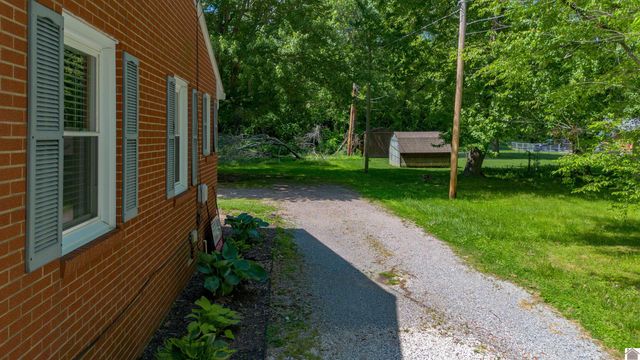 315 N 31st, Paducah, KY 42001