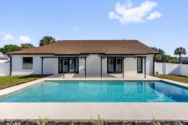 14602 PINE FOREST COURT, Clermont, FL 34711