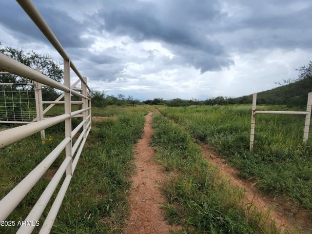 10632 N Double U Ranch Road -, Tombstone, AZ 85638