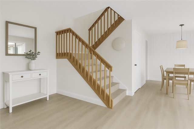 465 E Waverly Place 8B, Vero Beach, FL 32960