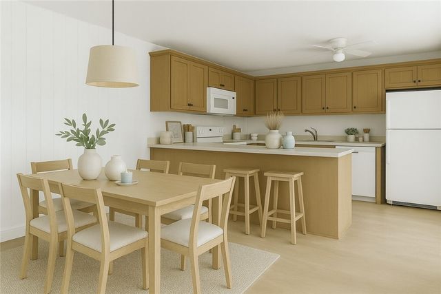 465 E Waverly Place 8B, Vero Beach, FL 32960