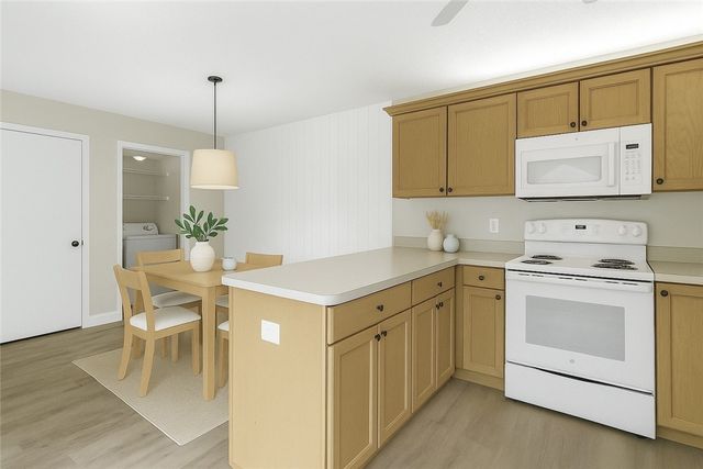 465 E Waverly Place 8B, Vero Beach, FL 32960