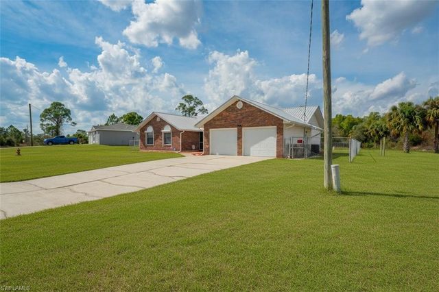 5018 E Hummingbird DR, Labelle, FL 33935