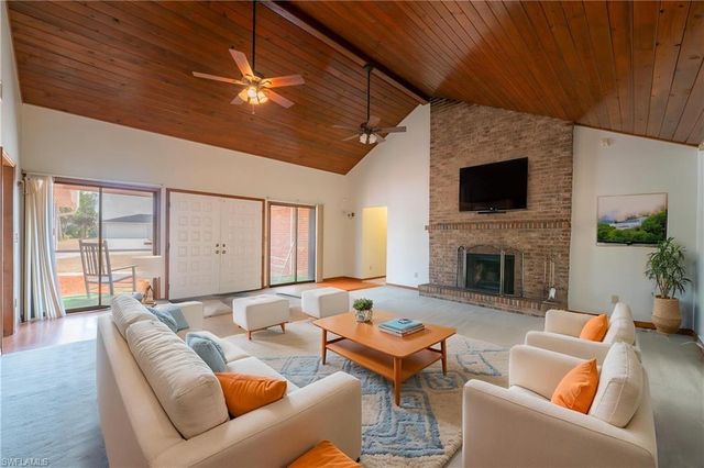 5018 E Hummingbird DR, Labelle, FL 33935