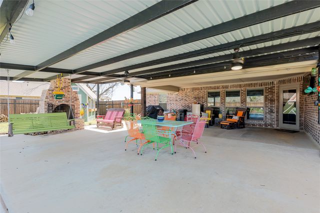 470 Wilson Bend Road, Millsap, TX 76066