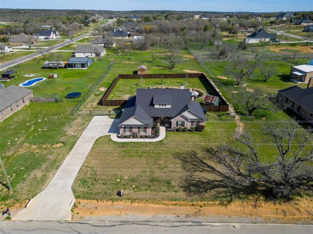 470 Wilson Bend Road, Millsap, TX 76066