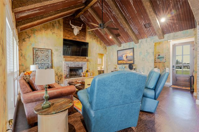 470 Wilson Bend Road, Millsap, TX 76066