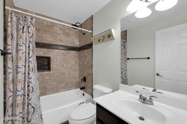 706 E WASHINGTON Street 204, Phoenix, AZ 85034